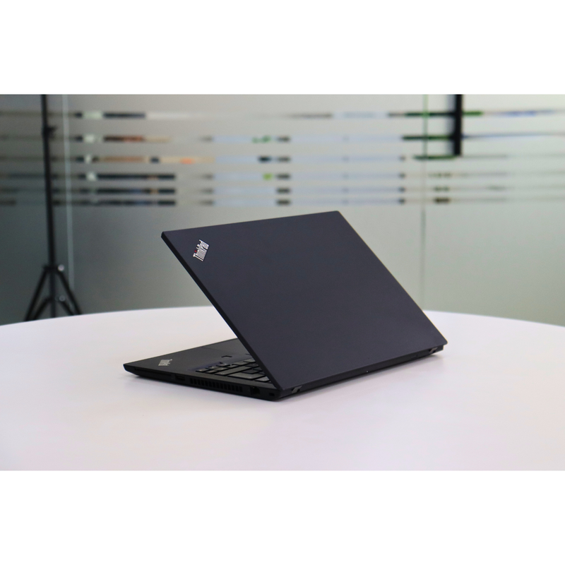 LENOVO THINKPAD P14S GEN 2: i7 11th, 16GB RAM, 512GB SSD, SN:00240