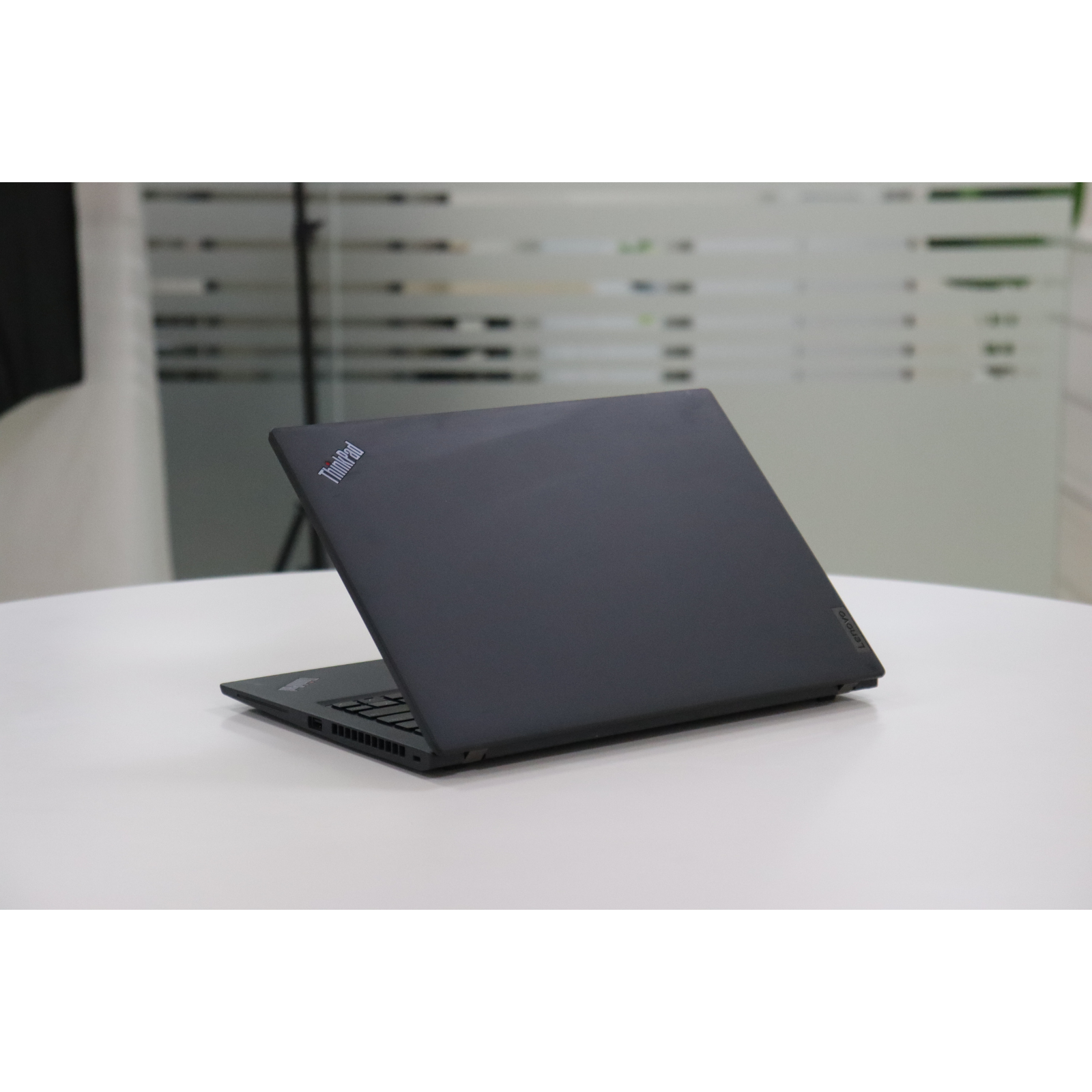 LENOVO THINKPAD X13 GEN 2: 11th Gen i5, 16GB RAM, 256GB SSD, SN:92759