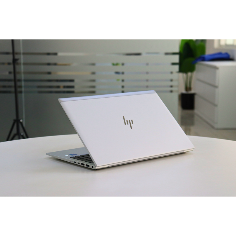 HP ELITEBOOK 850 G8: Intel Core i5, 11th Gen, 16GB RAM, 256GB SSD SN:06047
