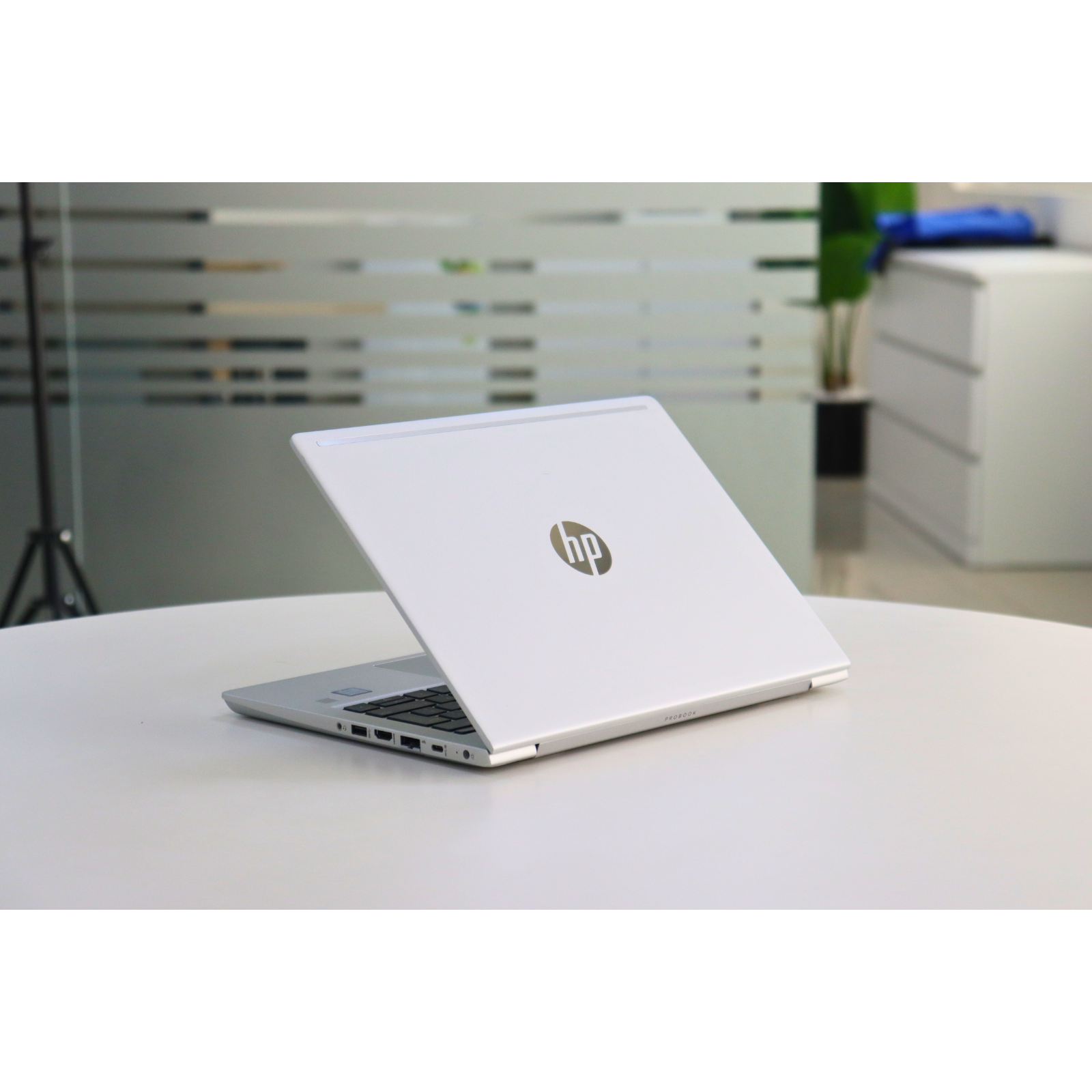 HP PROBOOK 430 G6: 8th Gen i5, 8GB RAM, 256GB SSD, SN:00621