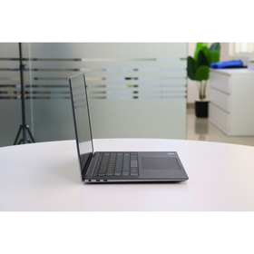 DELL PRECISION 5560: 11th Gen i7, 32GB RAM, 256GB SSD, SN:21999