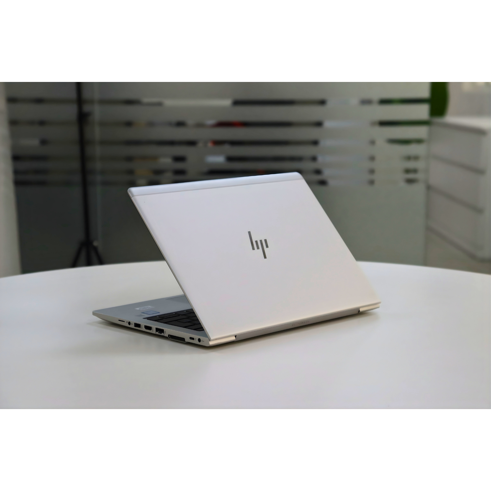 HP ELITEBOOK 830 G6: 8th Gen i5, 8GB RAM, 256GB SSD, SN:00509