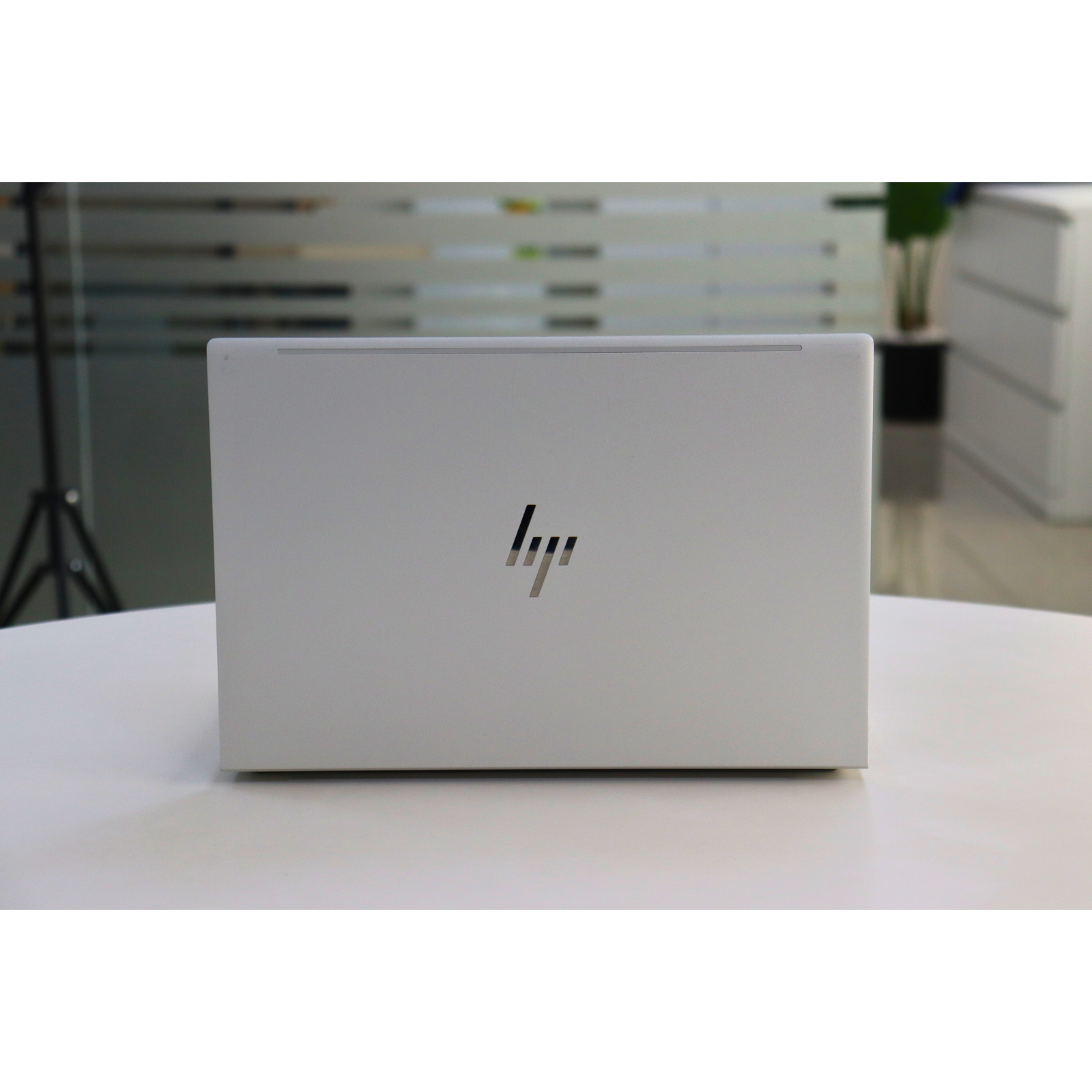 HP EliteBook 630 G9: Intel Core i3, 12th Gen, 8GB RAM, 256GB SSD SN:00945