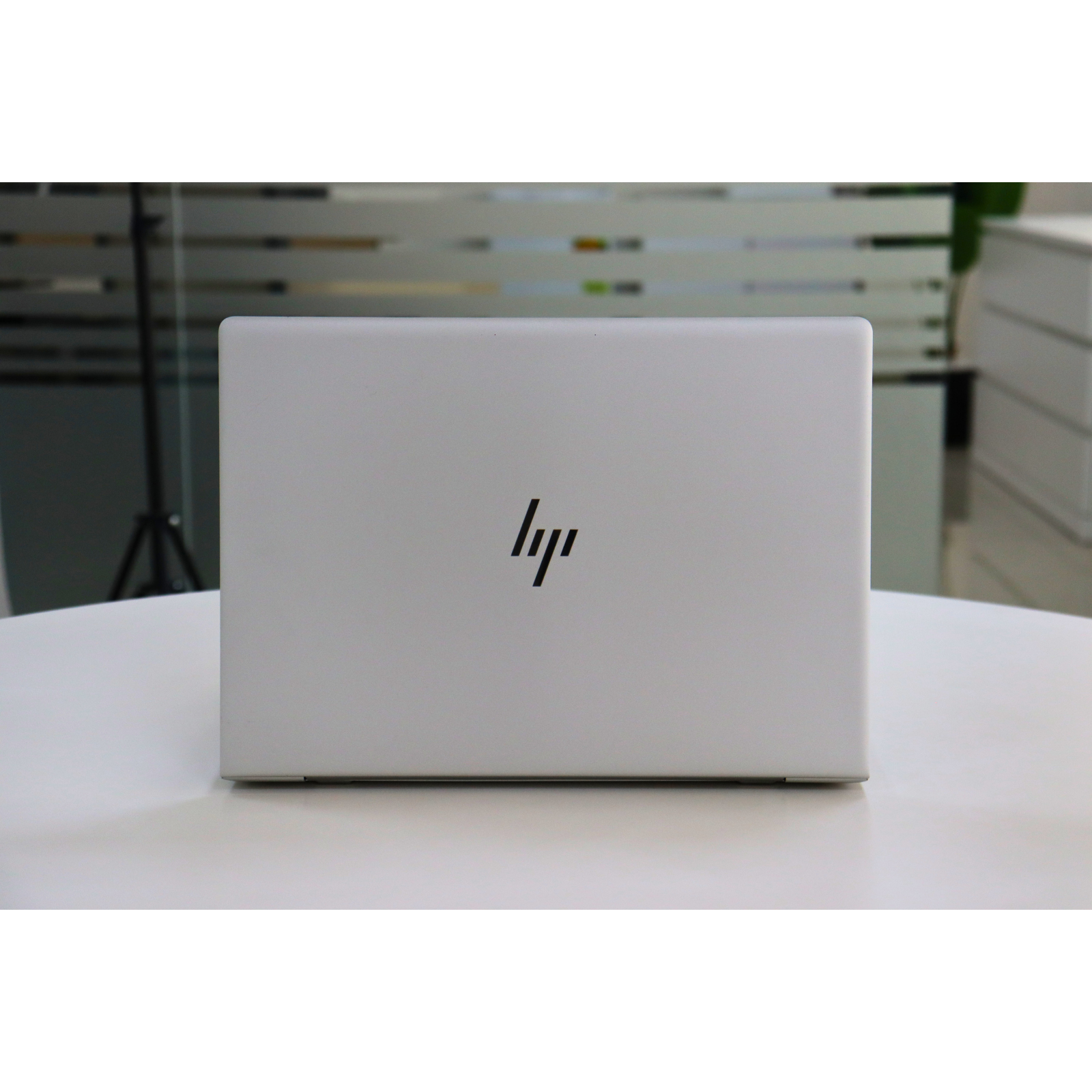 HP ELITEBOOK 840 G5: 8th Gen i7, 8GB RAM, 512GB SSD, SN:00712