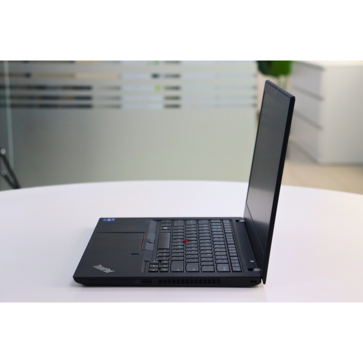 LENOVO THINKPAD T14 GEN 2: 11th Gen i7, 16GB RAM, 512GB SSD, SN:20193