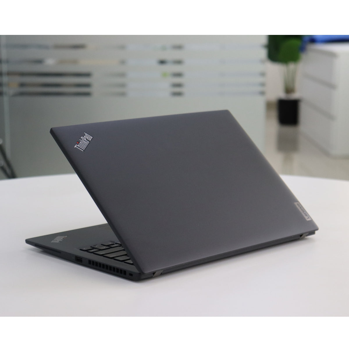Lenovo ThinkPad T14S Gen 3: 12th Gen, i7, 16GB RAM, 256GB SSD SN:20220