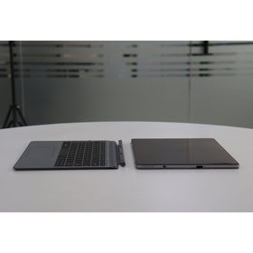 Dell Latitude 7210 2-IN-1: Intel Core i5, 10th Gen, 8GB RAM, 256GB SSD SN:18234