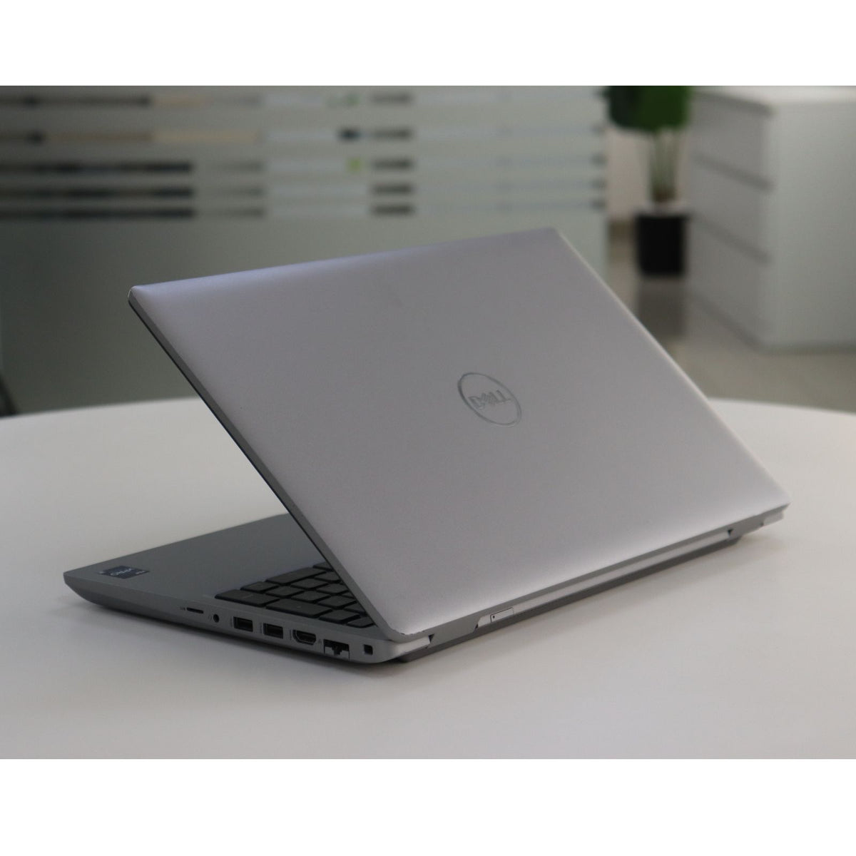 Dell LATITUDE 5531: 12th Gen i7, 32GB RAM, 512GB SSD, SN:04954