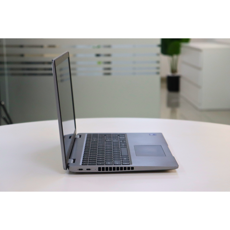 Dell LATITUDE 5550: Ultra 7, 32GB RAM, 512GB SSD, SN:21170