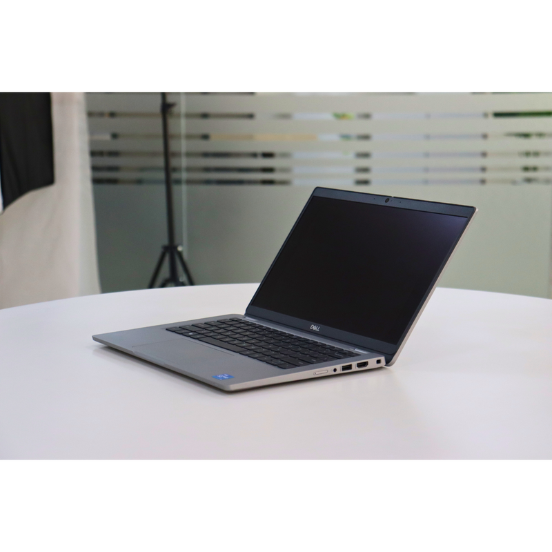 DELL LATITUDE 5320: 11th Gen i5, 8GB RAM, 256GB SSD, SN:95775