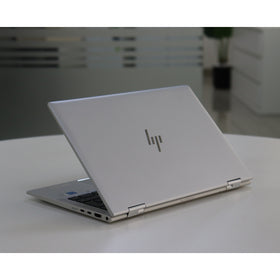 HP ELITEBOOK X360 830 G8: 11th Gen i5, 16GB RAM, 256GB SSD, SN:00020