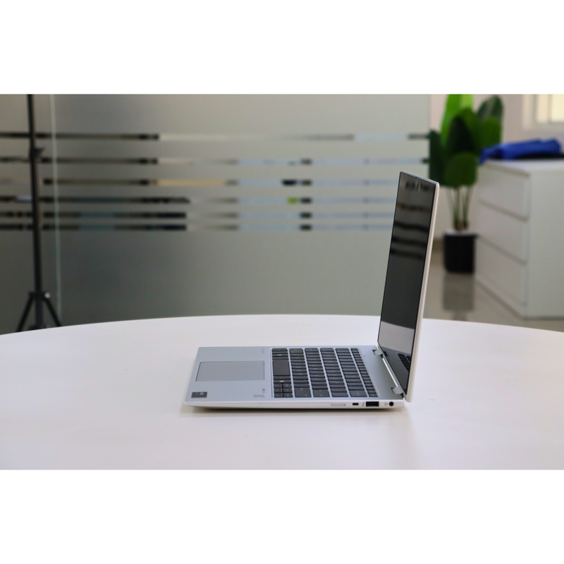 HP ELITEBOOK X360 830 G11: Ultra 7, 32GB RAM, 512GB SSD, SN:18767