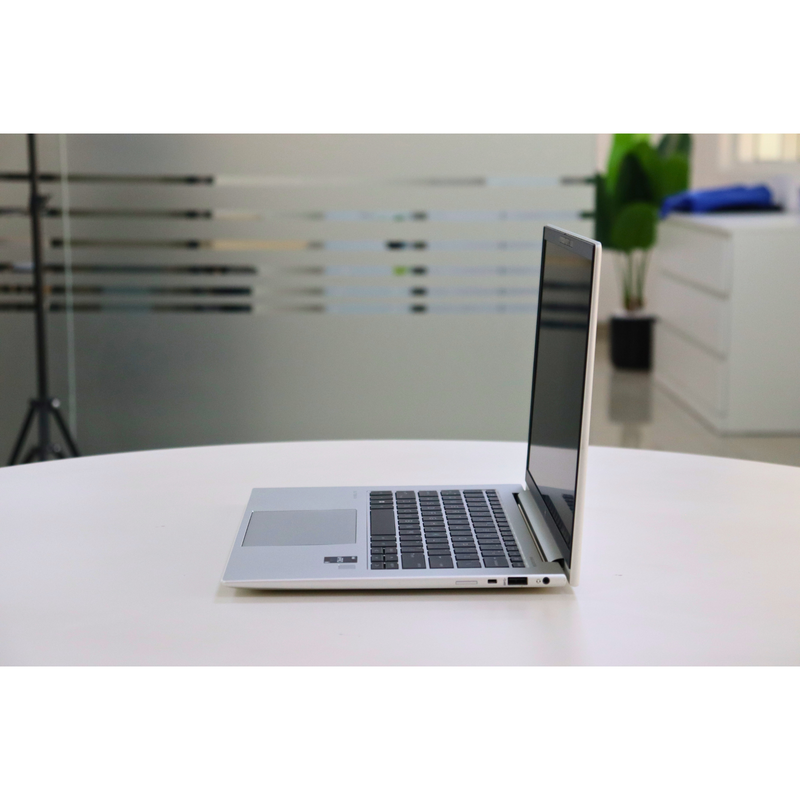HP EliteBook 840 G9: Intel Core i5, 12th Gen, 16GB RAM, 256GB SSD SN:18922