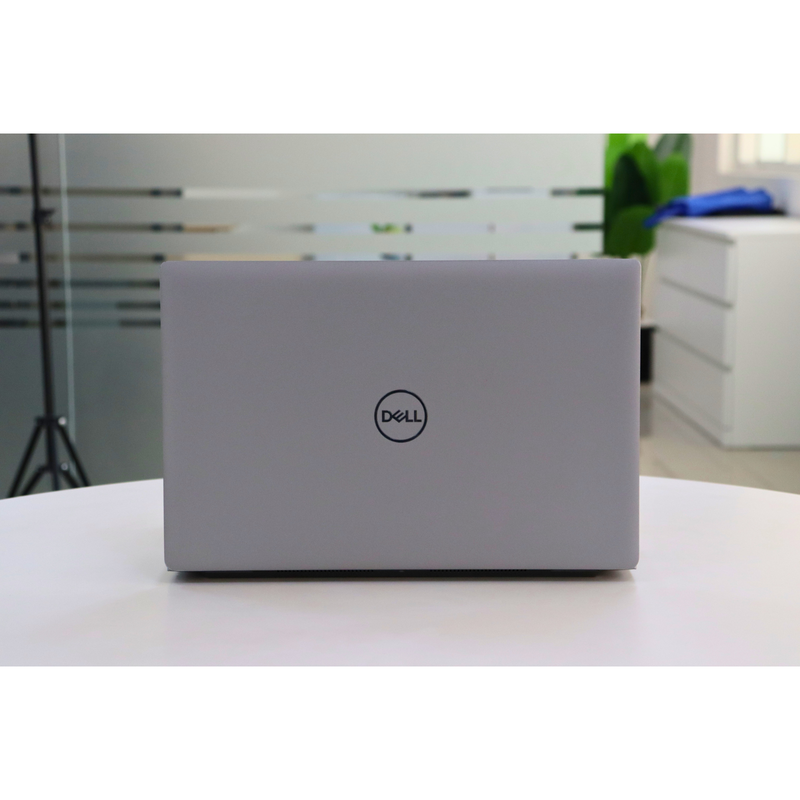 Dell Latitude 5530: 12th Gen i5, 16GB RAM, 256GB SSD, SN:05916