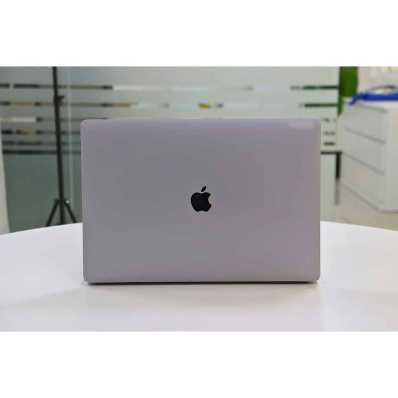 Apple MACBOOK PRO A2141 (2019): i7, 9th Gen, 16GB RAM, 512GB SSD, SN:95746