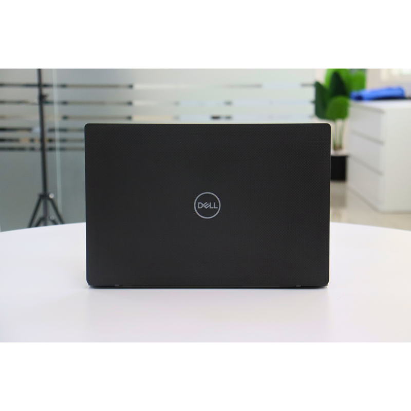Dell LATITUDE 7400: Intel Core i5, 8th Gen, 8GB RAM, 256GB SSD SN:918044