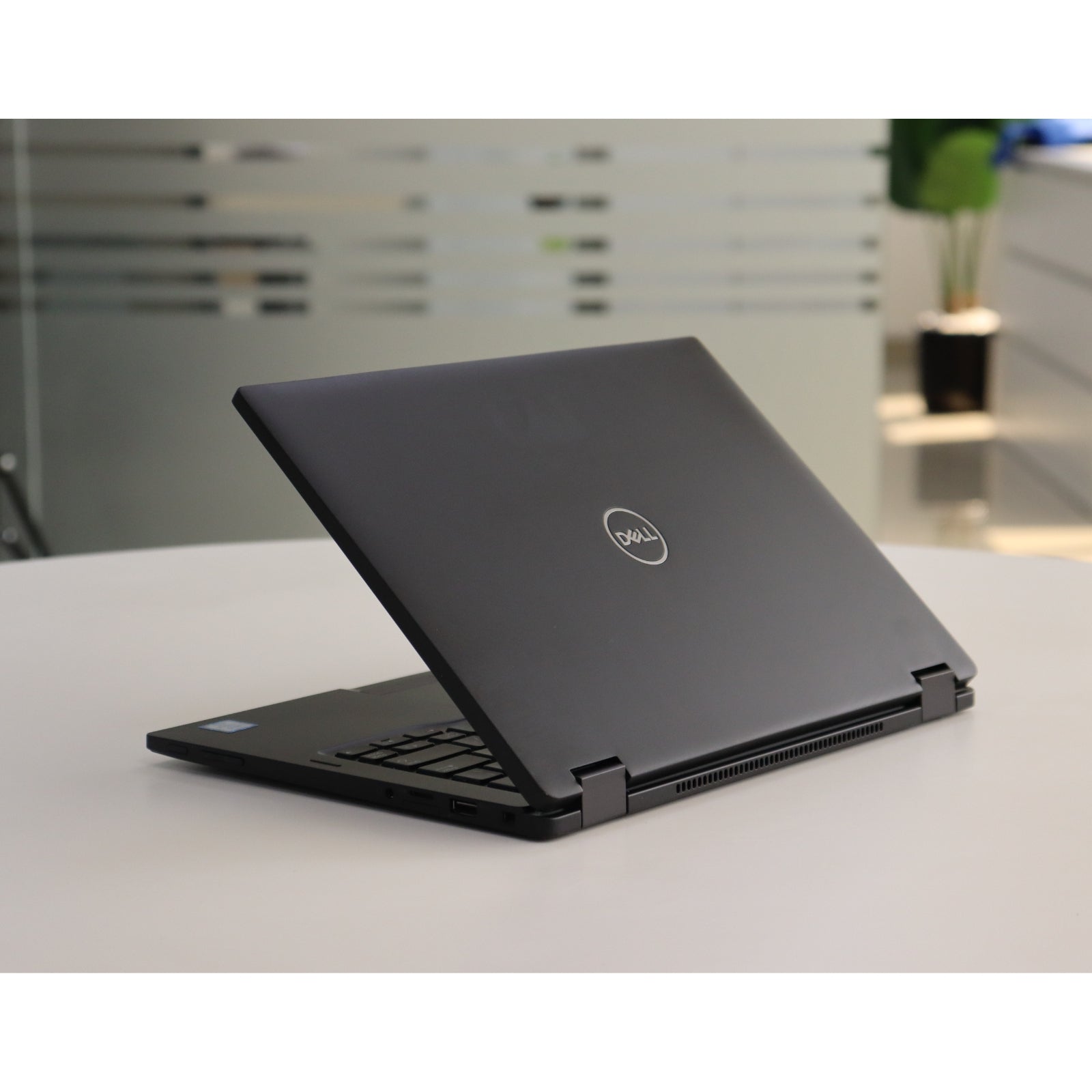 Dell LATITUDE 7390 2-IN-1: 8th Gen i5, 16GB RAM, 256GB SSD, SN:20656