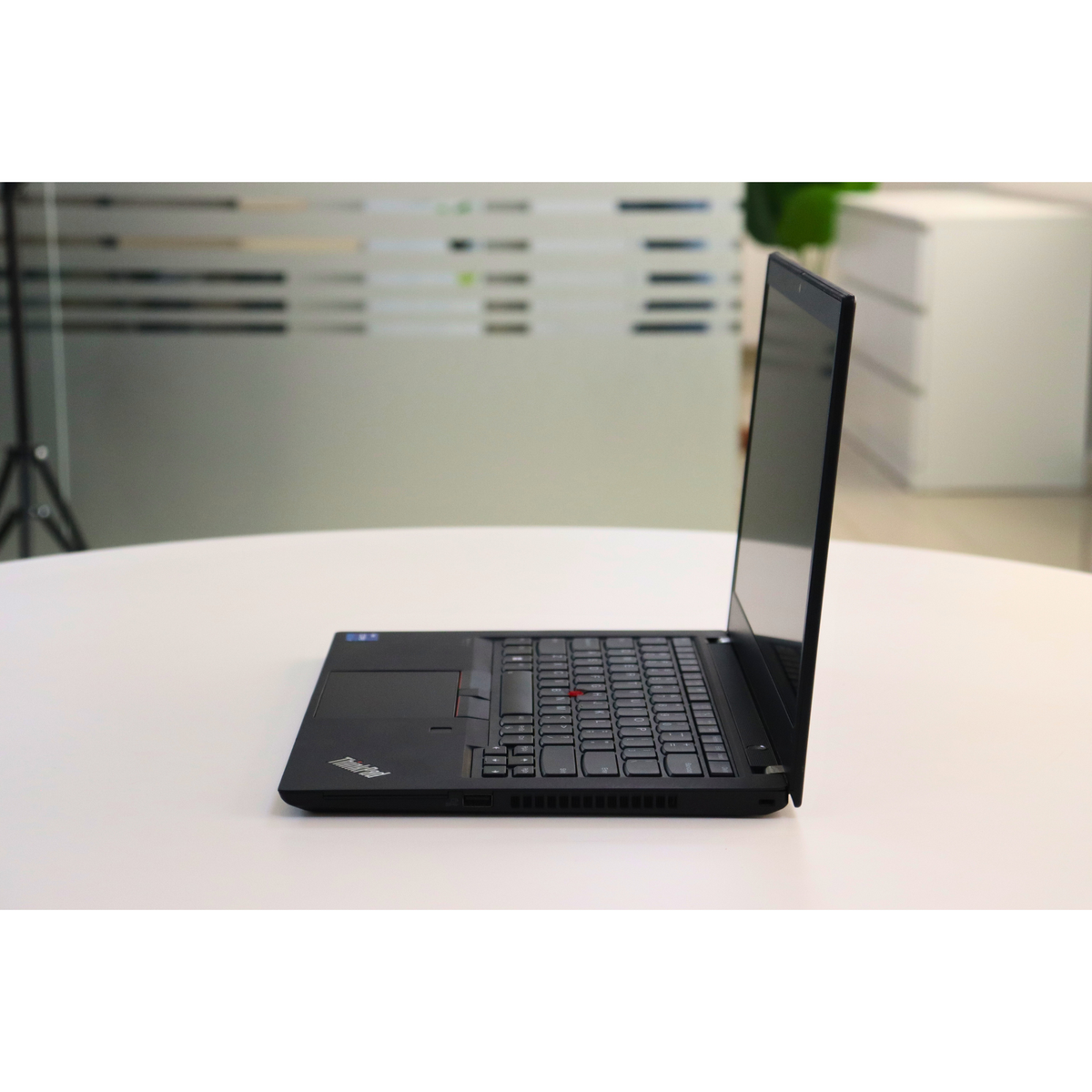 LENOVO THINKPAD T14 GEN 2: 11th Gen i7, 16GB RAM, 512GB SSD, SN:20190