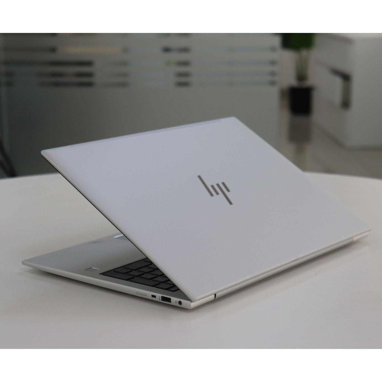 HP ELITEBOOK 865 G9: AMD RYZEN 7, 16GB RAM, 512GB SSD, SN:21405