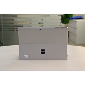 MICROSOFT SURFACE PRO 5: 7th Gen i5, 8GB RAM, 256GB SSD, SN:869946