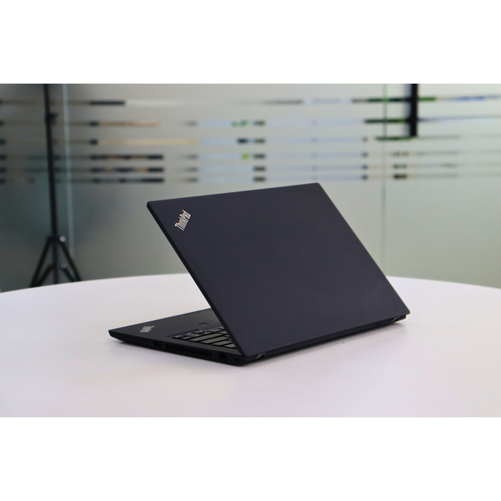 LENOVO THINKPAD T14 GEN 1: 10th Gen i5, 8GB RAM, 256GB SSD, SN:61358
