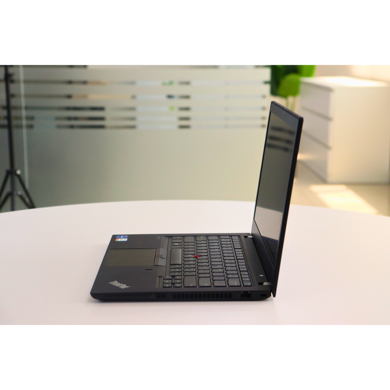LENOVO THINKPAD T14 GEN 2: 11th Gen i7, 32GB RAM, 512GB SSD, SN:22315