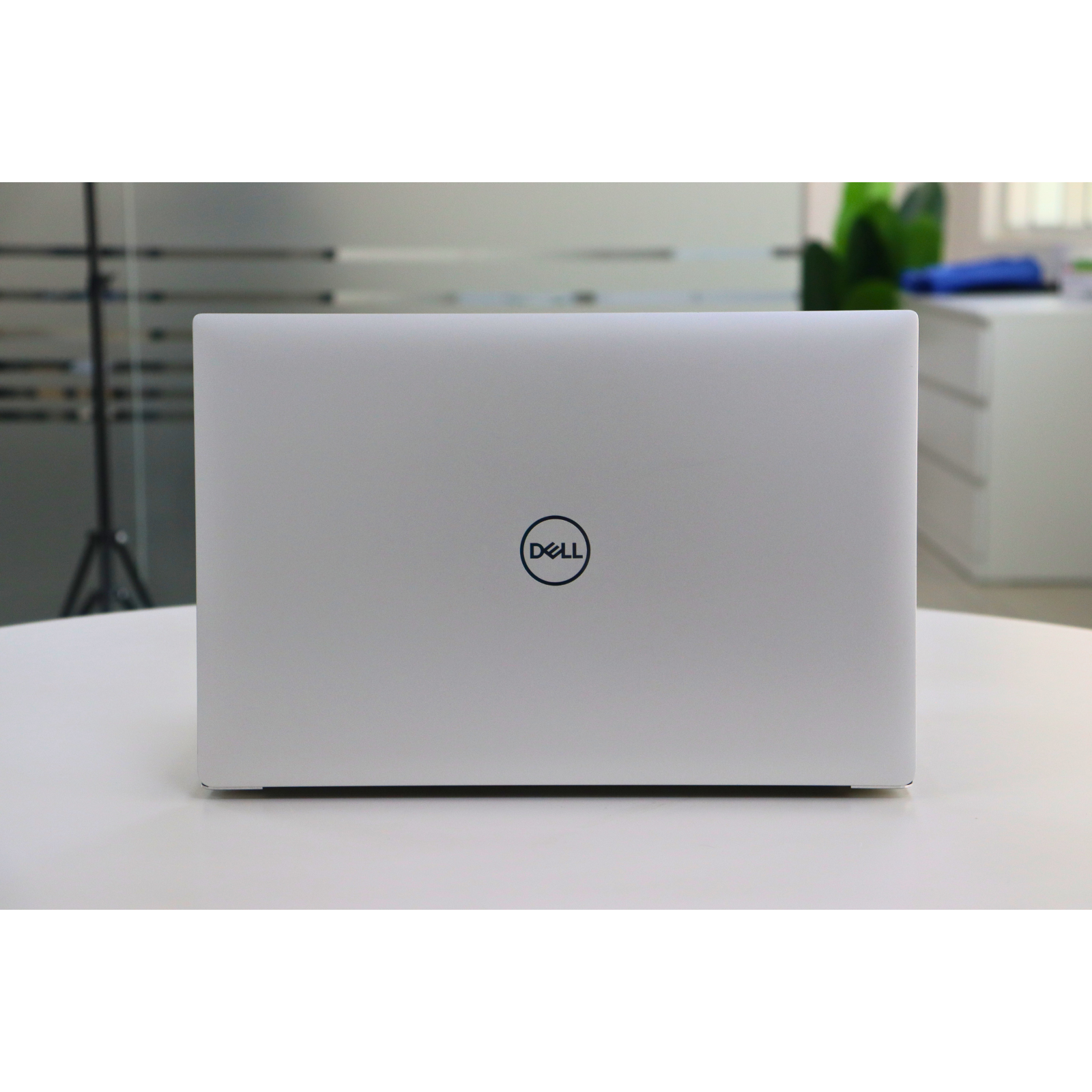 DELL PRECISION 5540: 9th Gen i7, 32GB RAM, 256GB SSD, SN:921979