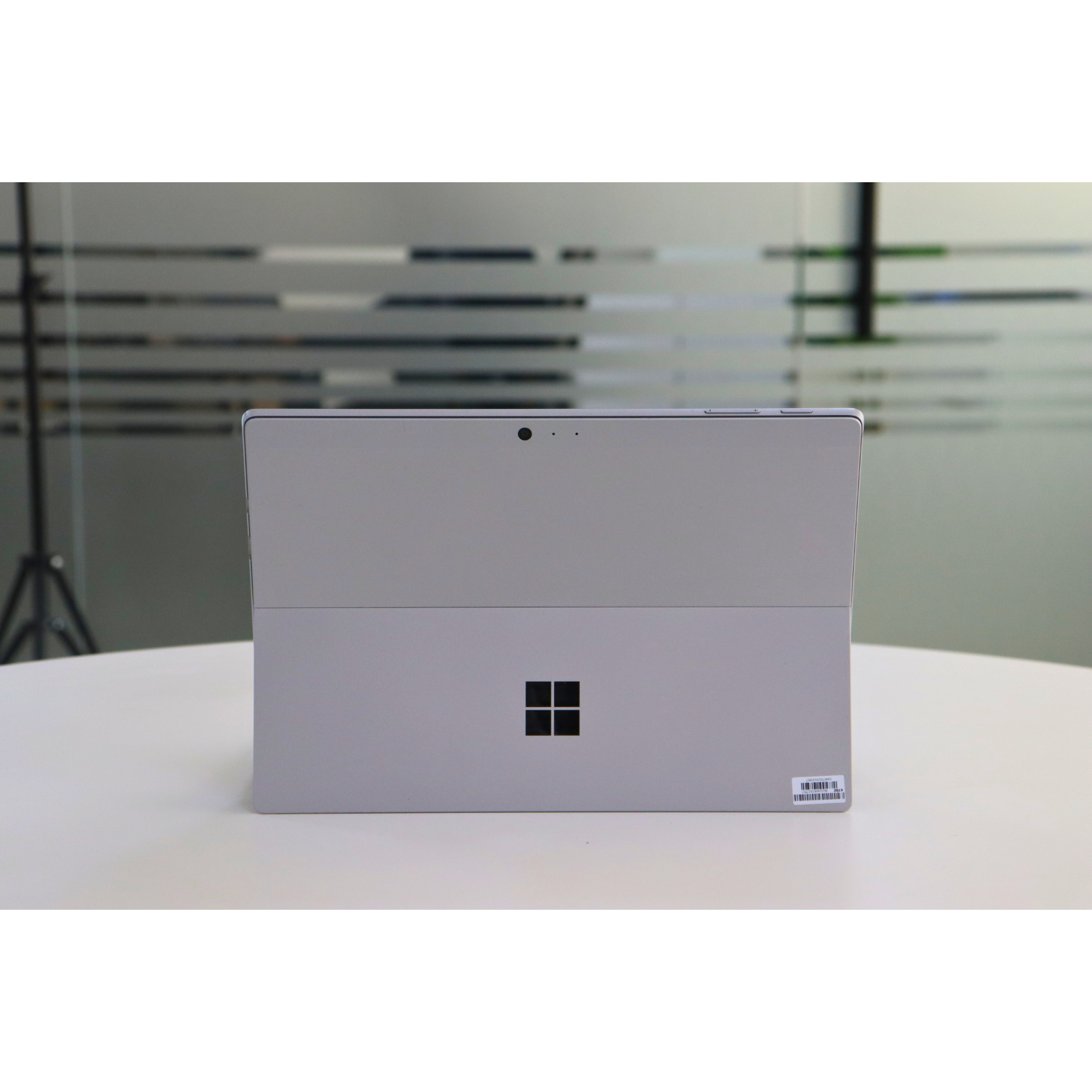 MICROSOFT SURFACE PRO 5: 7th Gen i5, 8GB RAM, 256GB SSD, SN:18907