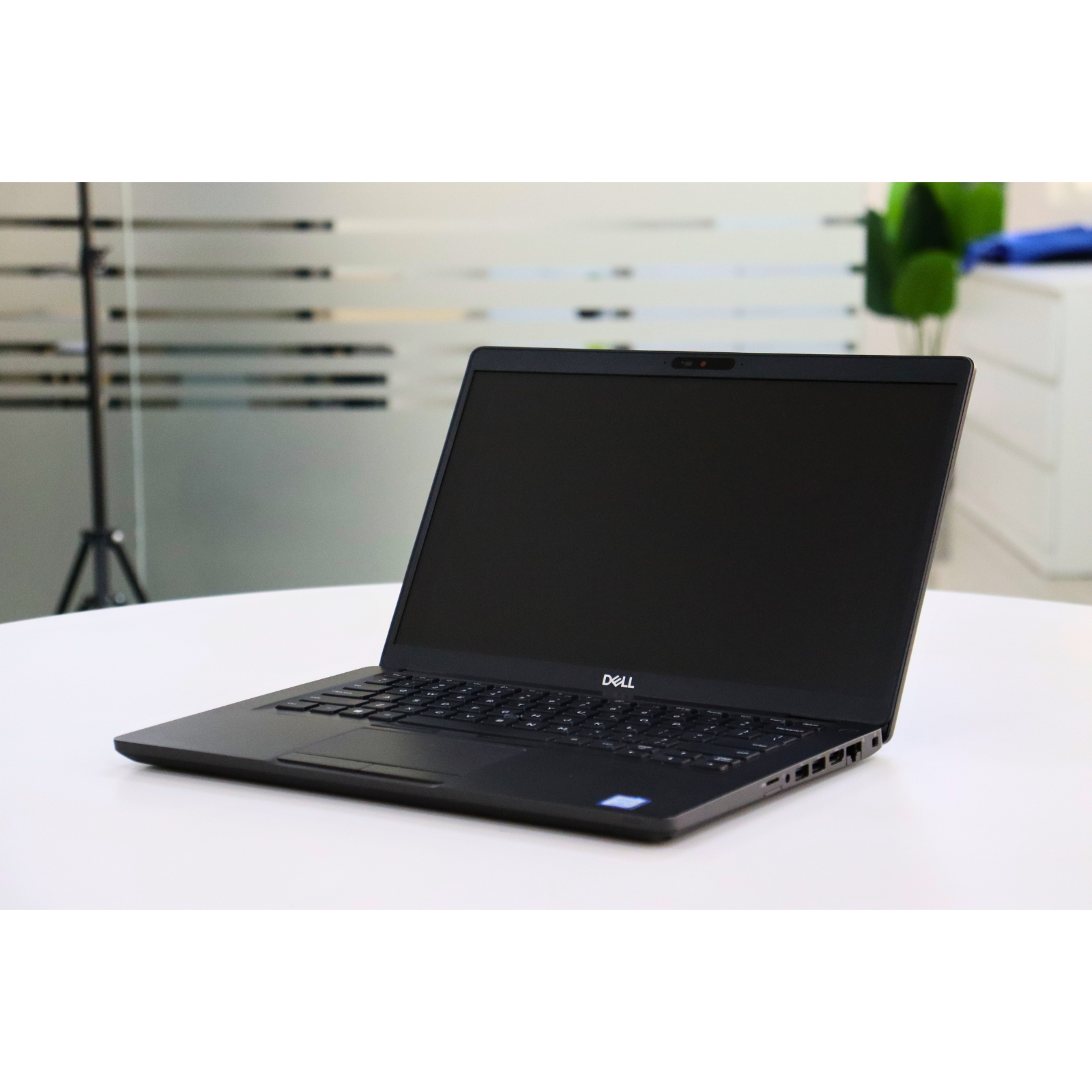 DELL LATITUDE 5400: 8th Gen i5, 8GB RAM, 256GB SSD, SN:15659