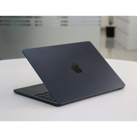 Apple MACBOOK AIR A2681 2022: M2, 8GB RAM, 256GB SSD, SN:78230