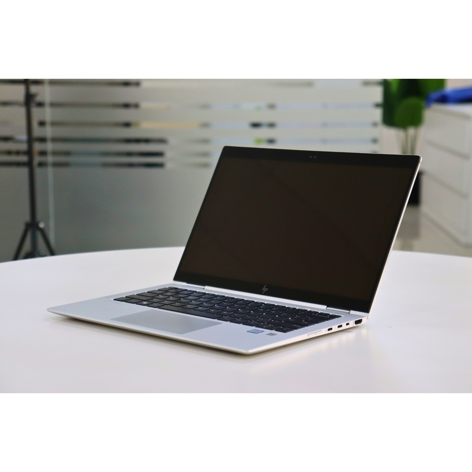HP EliteBook X360 1030 G3: Intel Core i5, 8th Gen, 16GB RAM, 256GB SSD SN:918782