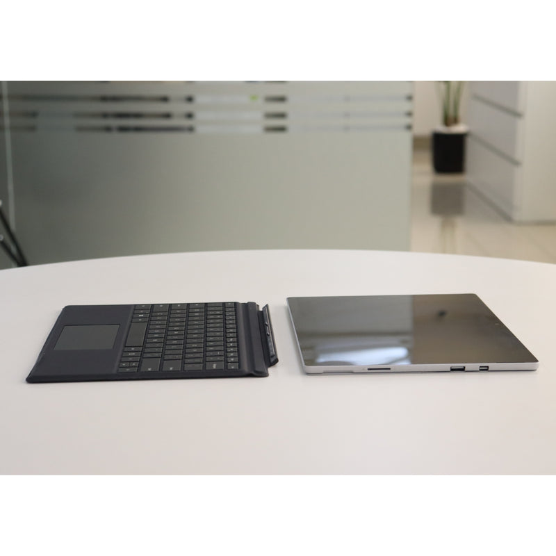 Microsoft SURFACE PRO 6: i5, 8th Gen, 8GB RAM, 256GB SSD, SN:78351