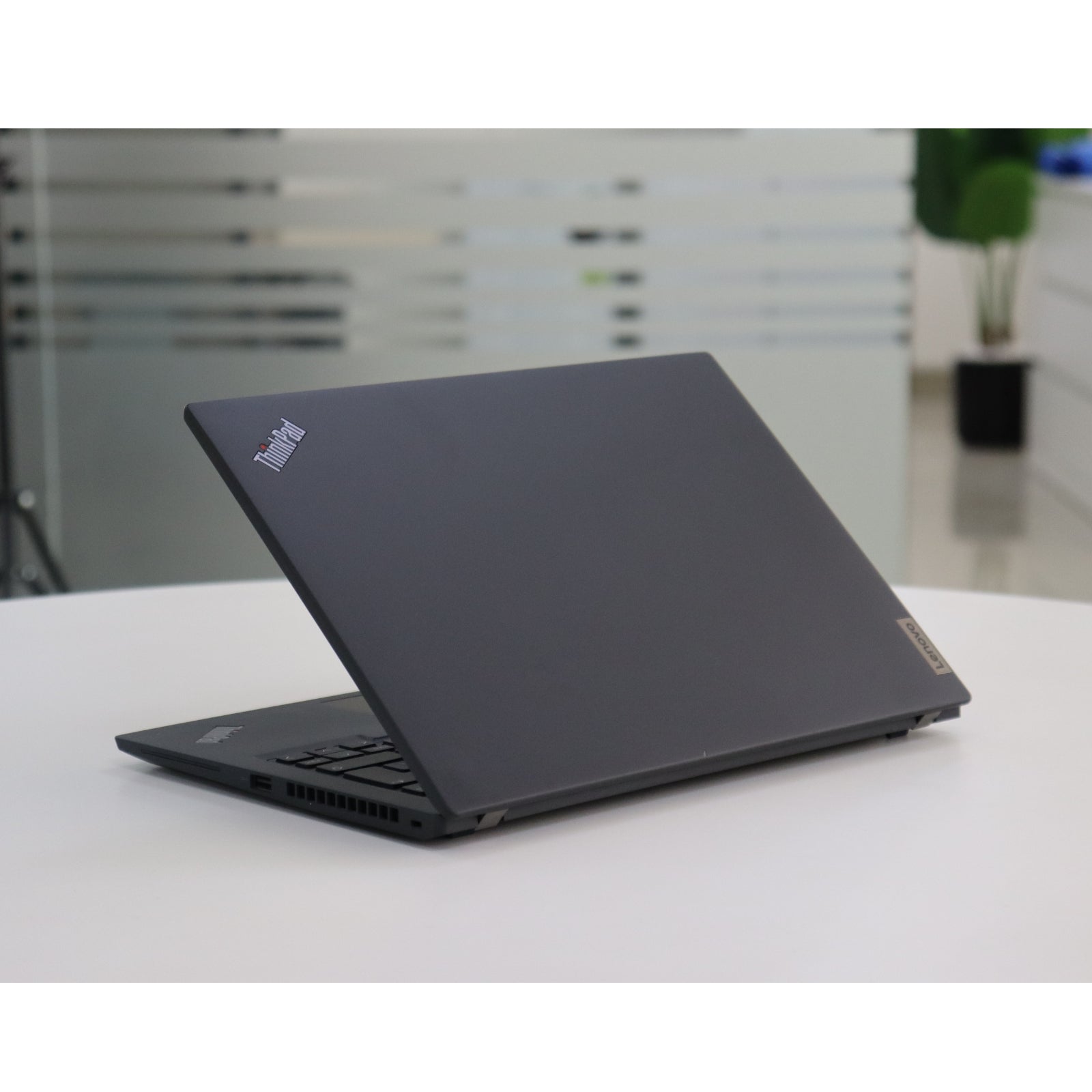 LENOVO THINKPAD X13 GEN 2: AMD RYZEN 5, 16GB RAM, 256GB SSD, SN:00660
