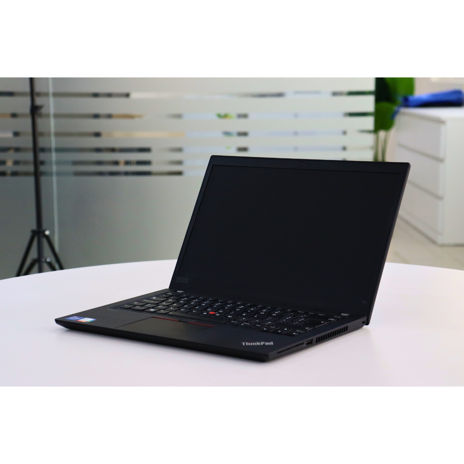 LENOVO THINKPAD T14 GEN 2: 11th Gen i7, 32GB RAM, 1024GB SSD, SN:00458