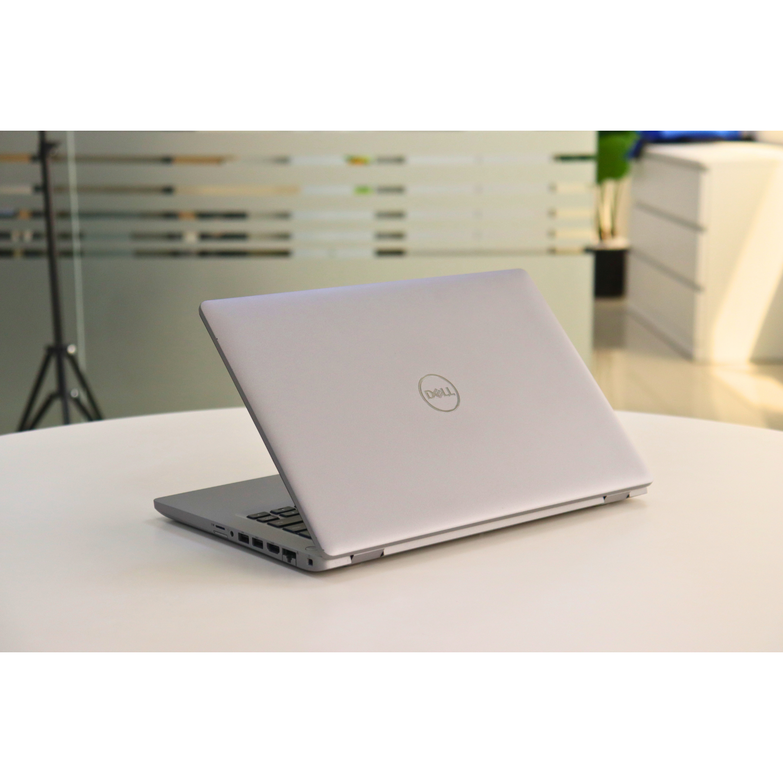 DELL INC. LATITUDE 5410: 10th Gen i7, 16GB RAM, 512GB SSD, SN:04762