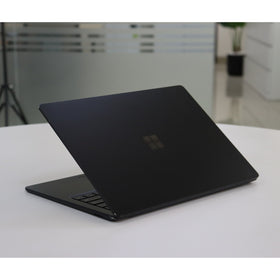 MICROSOFT SURFACE LAPTOP 3: 10th Gen i5, 8GB RAM, 256GB SSD, SN:78326