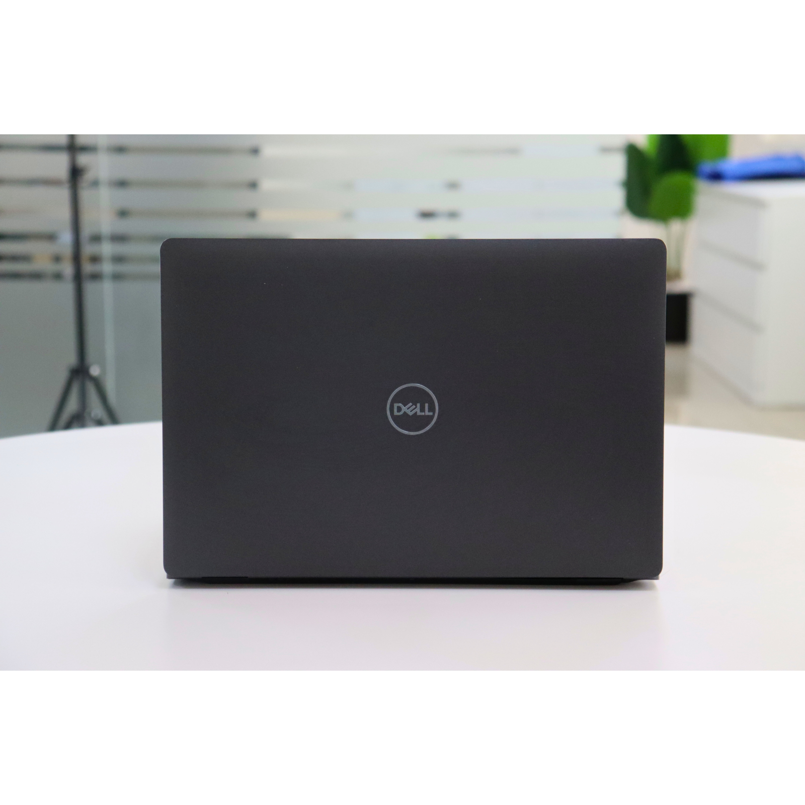 DELL Latitude 5300: i5, 8th Gen, 16GB RAM, 256GB SSD SN:16995
