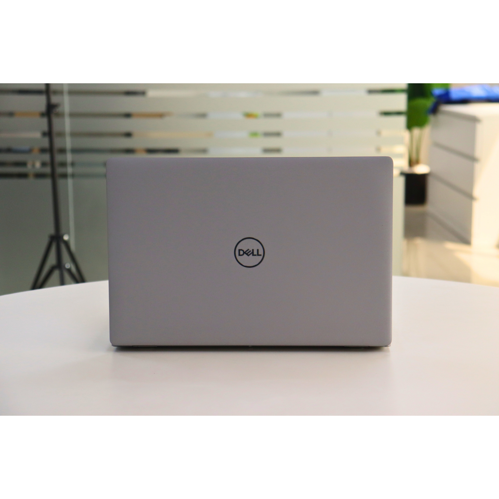 DELL INC. LATITUDE 5410: 10th Gen i7, 8GB RAM, 256GB SSD, SN:04741