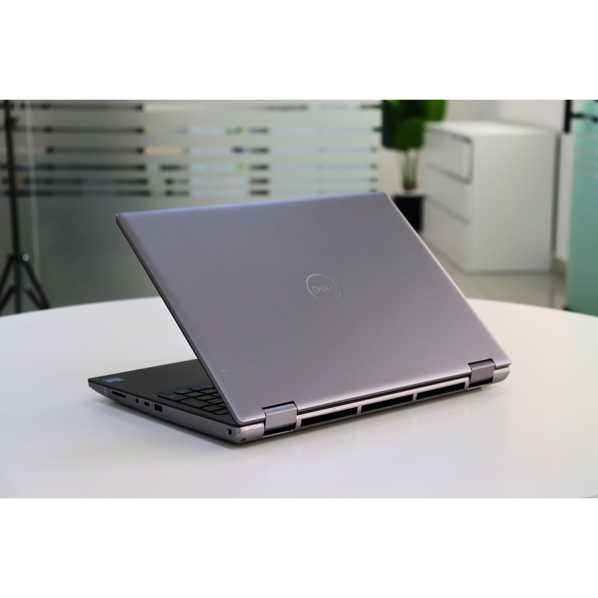 Dell PRECISION 7670: 12th Gen i7, 64GB RAM, 512GB SSD, SN:19503