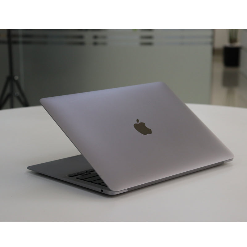 Apple MacBook Air A2337(2020): M1, 8GB RAM, 256GB SSD, SN:58626