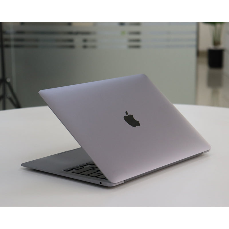 Apple MacBook Air A2337(2020): M1, 8GB RAM, 256GB SSD, SN:60722