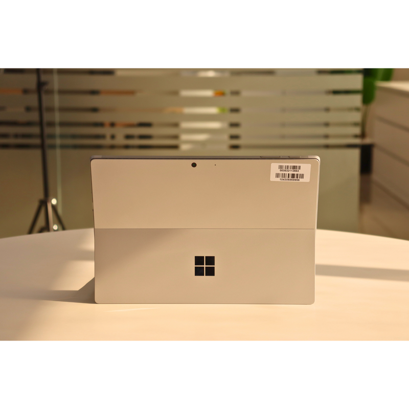 MICROSOFT SURFACE PRO 7: 10th Gen i5, 16GB RAM, 256GB SSD, SN:69956