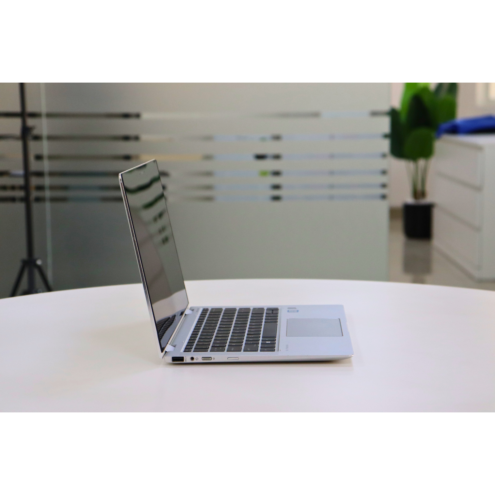 HP EliteBook X360 1030 G3: Intel Core i5, 8th Gen, 16GB RAM, 256GB SSD SN:918831