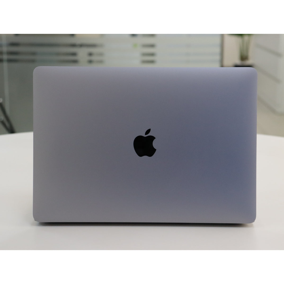 Apple MacBook Air A2337(2020): M1, 8GB RAM, 256GB SSD, SN:60699