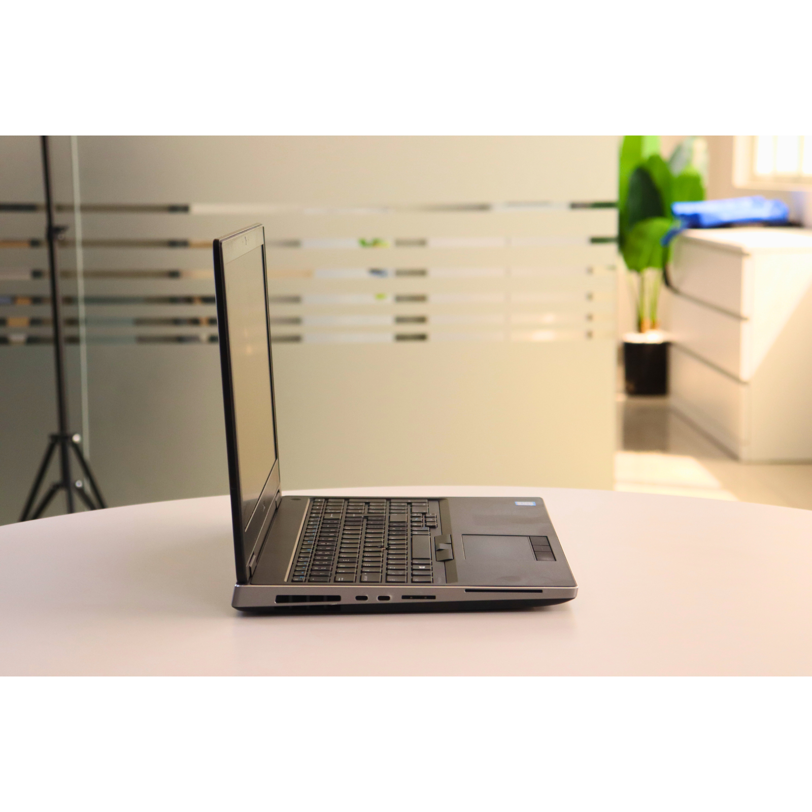 Dell Inc PRECISION 7530: 8th Gen i7, 32GB RAM, 512GB SSD, SN:01193