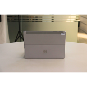 Microsoft SURFACE GO 2: 8th Gen M3, 8GB RAM, 128GB SSD, SN:76536