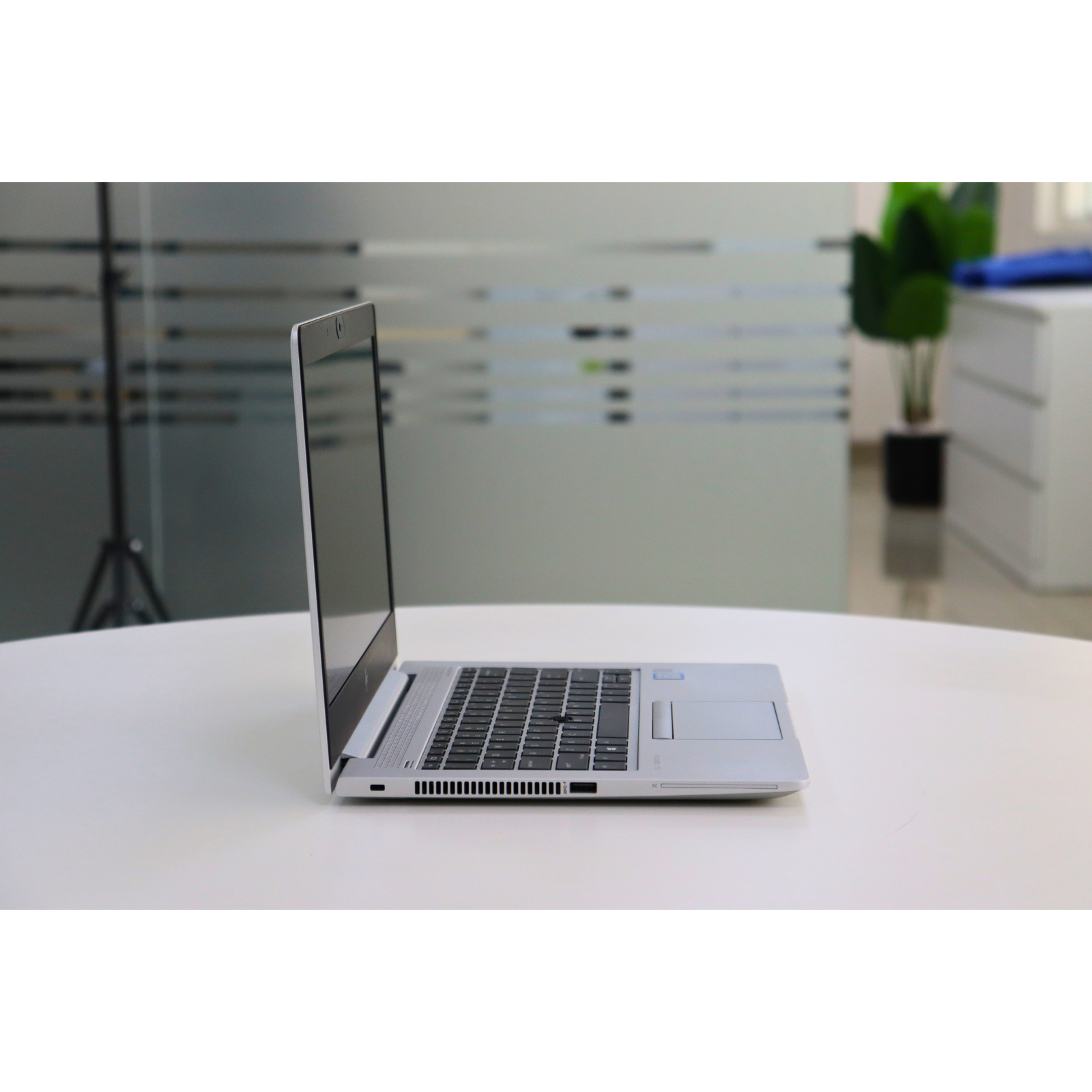 HP ELITEBOOK 830 G5: 8th Gen i7, 16GB RAM, 512GB SSD, SN:918464