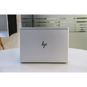 HP ELITEBOOK 735 G6: AMD RYZEN 5, 16GB RAM, 256GB SSD, SN:00436