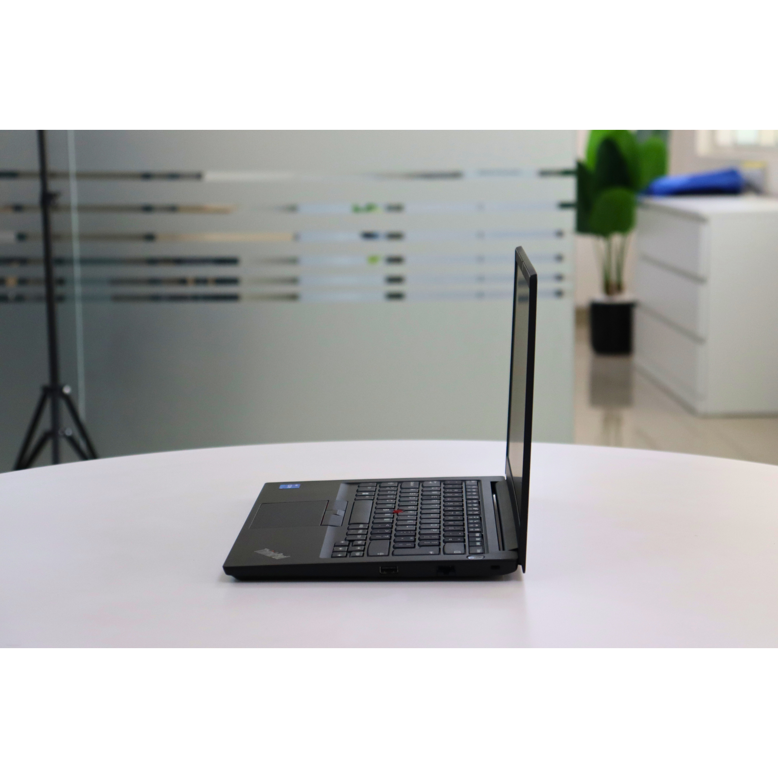 LENOVO THINKPAD E14 GEN 2: 11th Gen i5, 8GB RAM, 256GB SSD, SN:00629