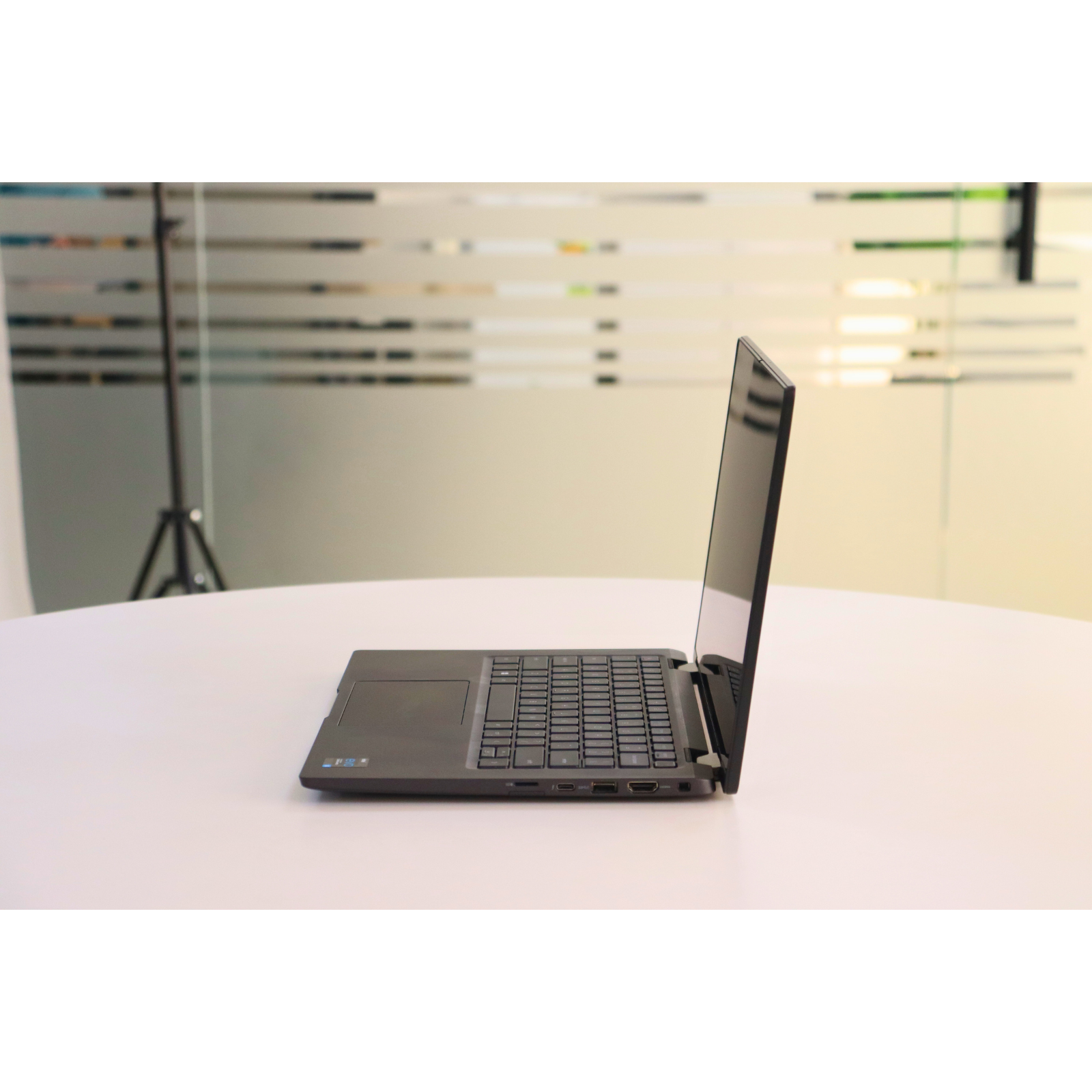Dell LATITUDE 7420: 11th Gen i5, 16GB RAM, 256GB SSD, SN:95615